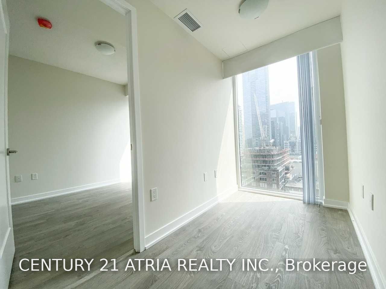 99 John Street 1301, Toronto, ON M5V 0S6 photo 4