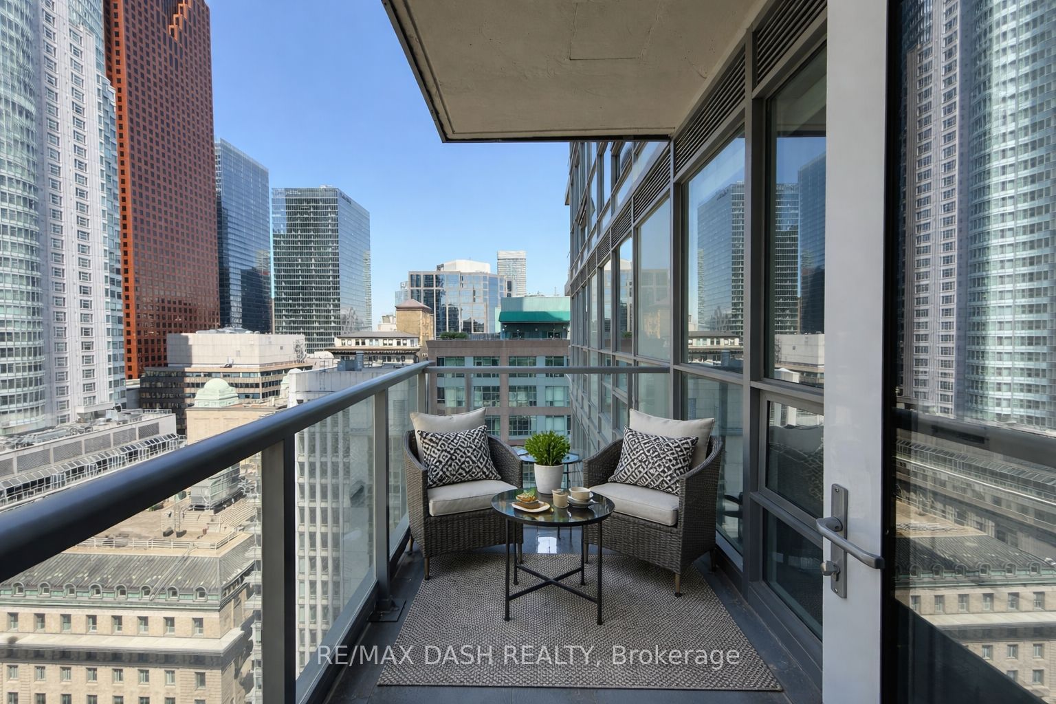 88 Scott Street 2501, Toronto, ON M5E 0A9 photo 4