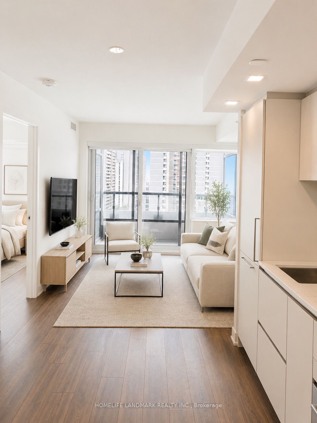 609 Sherbourne Street 1811, Toronto, ON M4X 0A4 photo 2