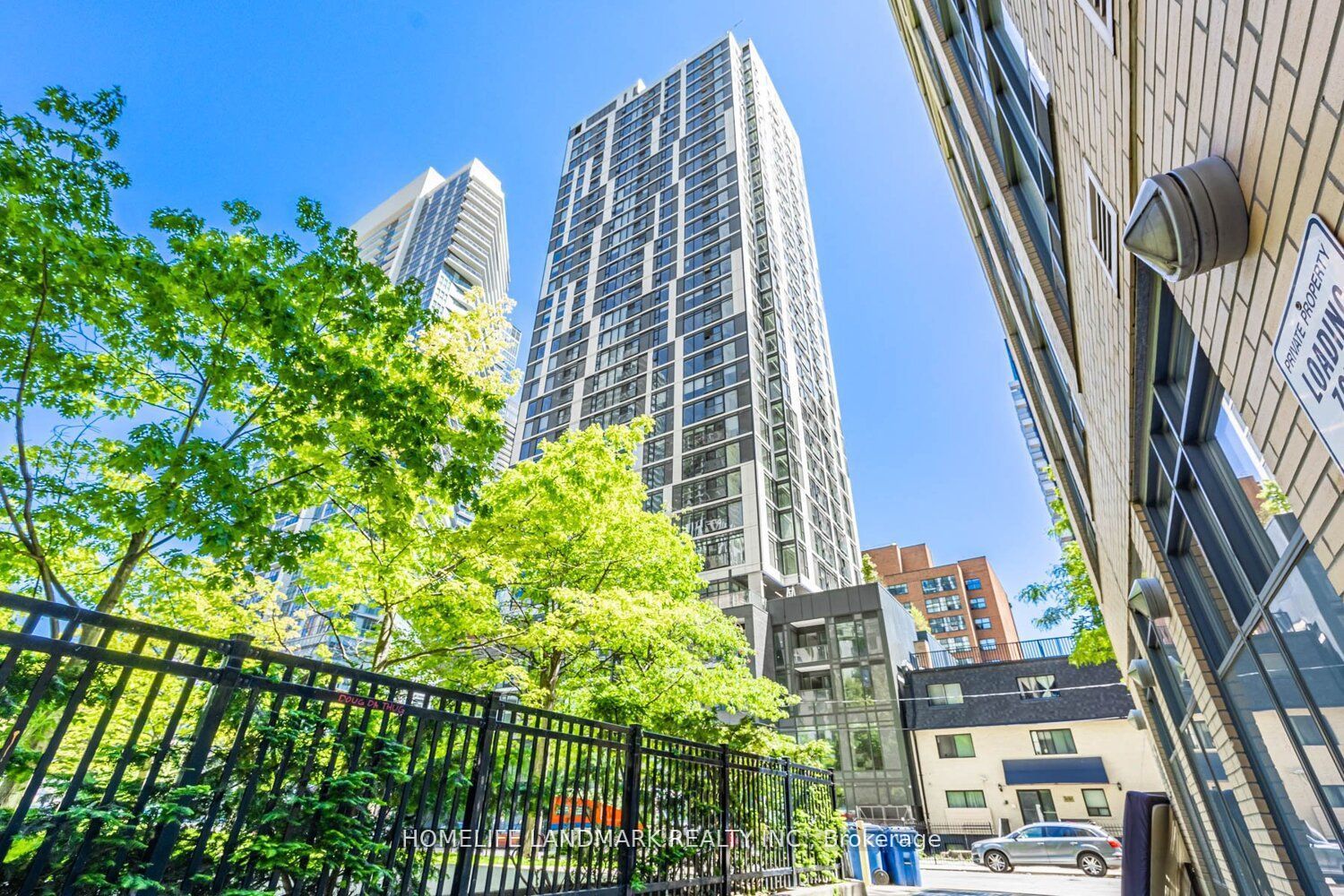 65 Mutual Street 2301, Toronto, ON M5B 2A9