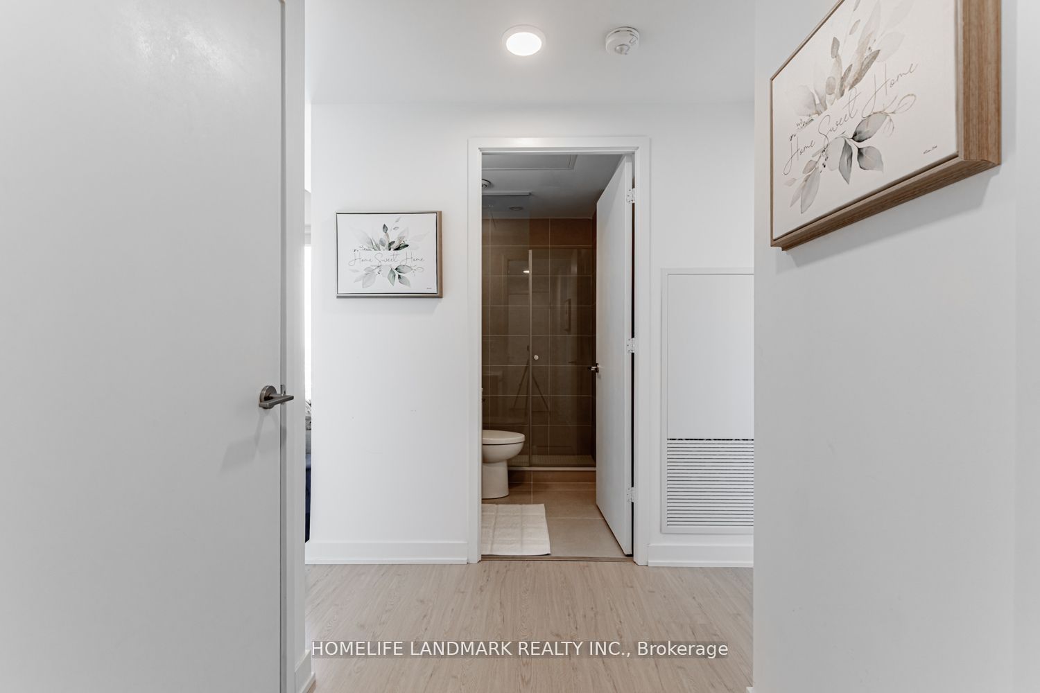65 Mutual Street 2301, Toronto, ON M5B 2A9 photo 4