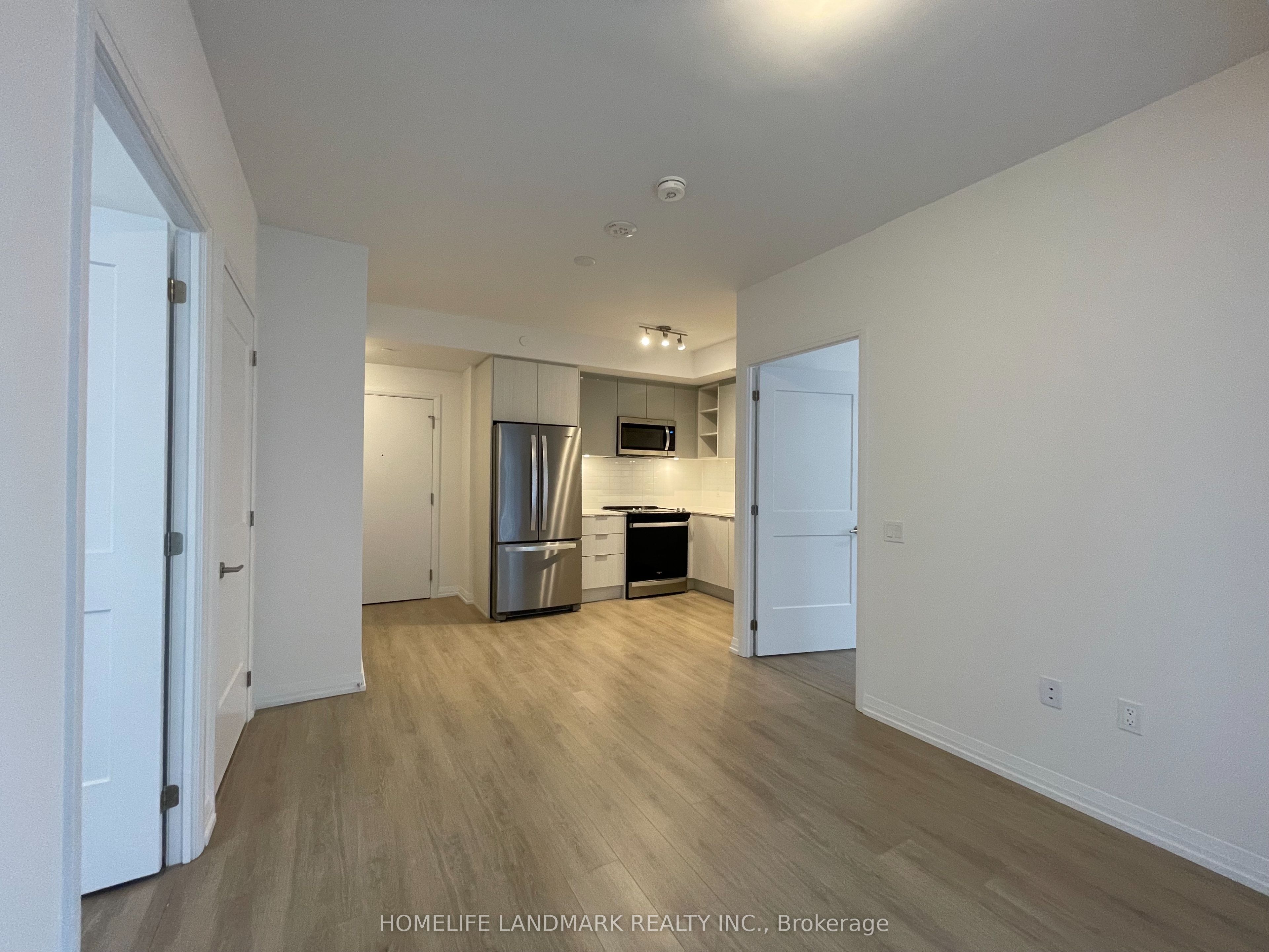 50 Dunfield Avenue 1911, Toronto, ON M4S 3A4 photo 2