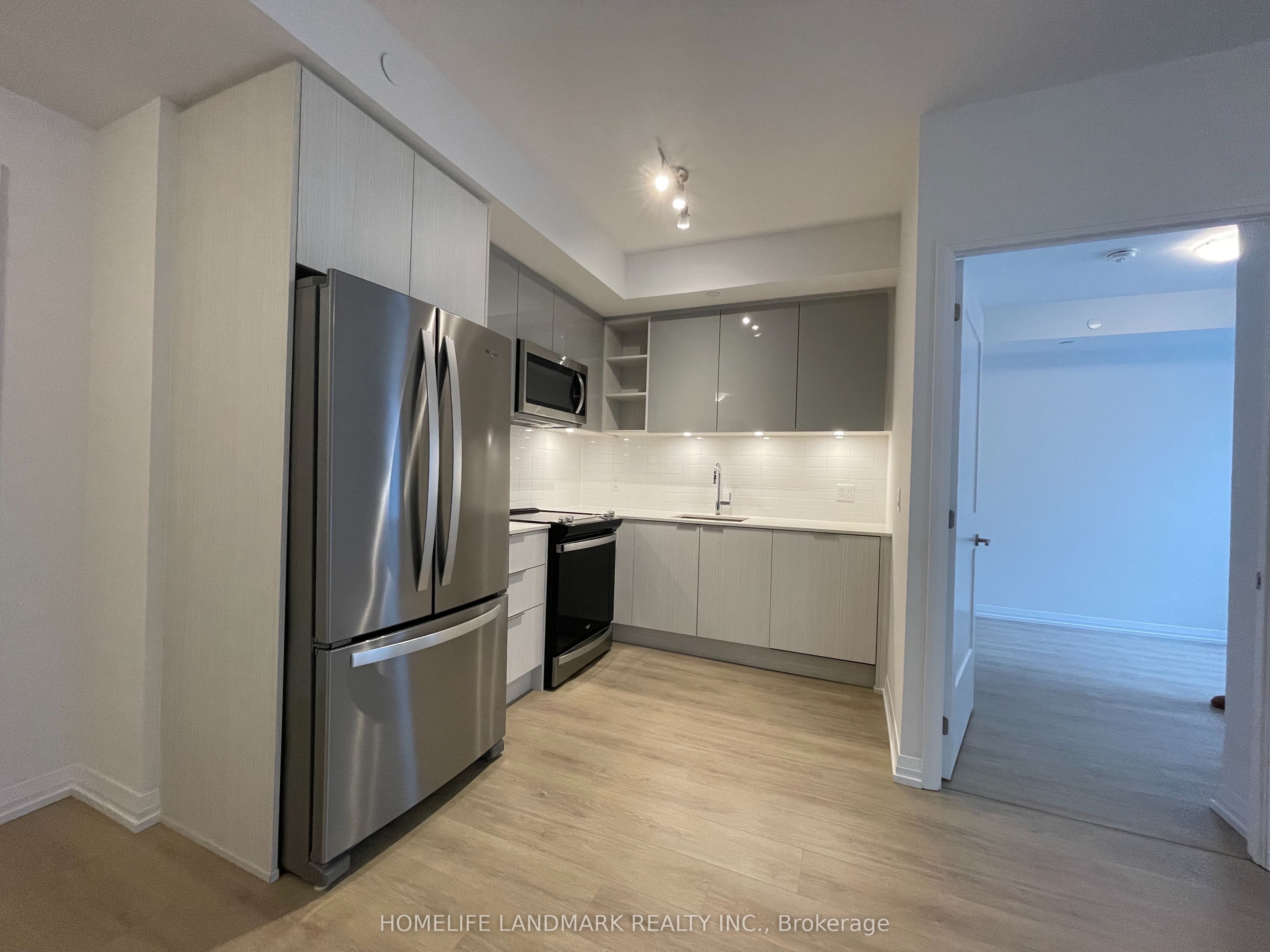 50 Dunfield Avenue 1911, Toronto, ON M4S 3A4 photo 5