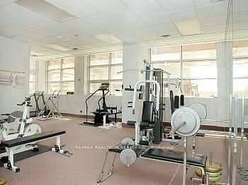 736 Bay Street 2106, Toronto, ON M5G 2M4 photo 5