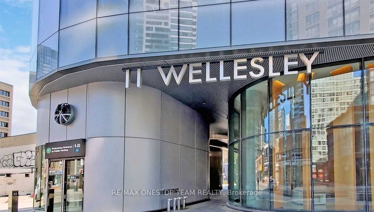 11 Wellesley Street W 6013, Toronto, ON M4Y 0G4