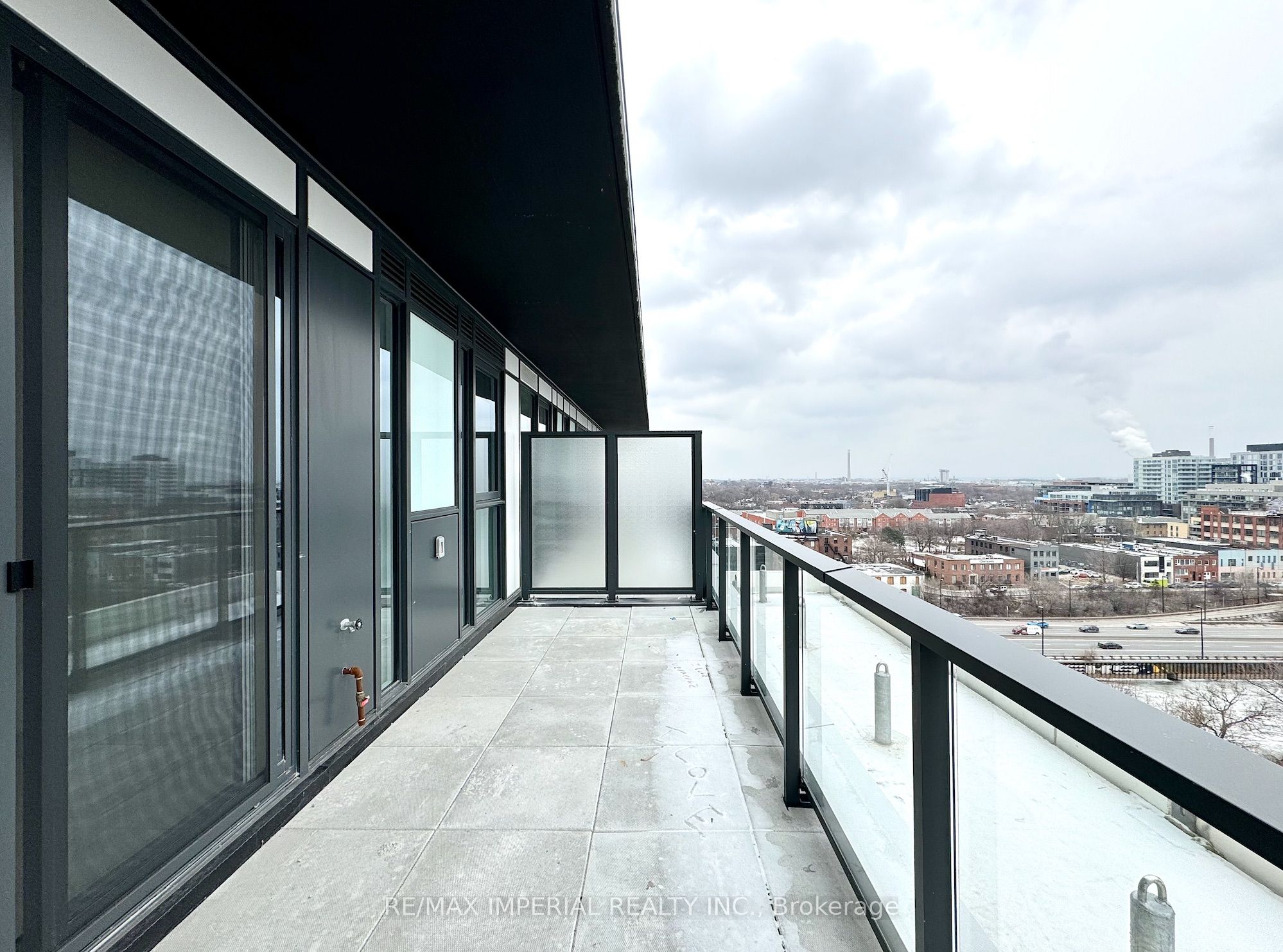 5 Defries Street 1009, Toronto, ON M5A 3R4 photo 5
