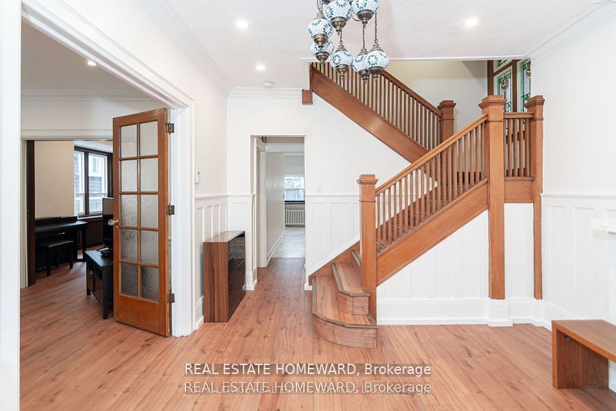 56 Oakwood Avenue, Toronto, ON M6H 2V6 photo 3