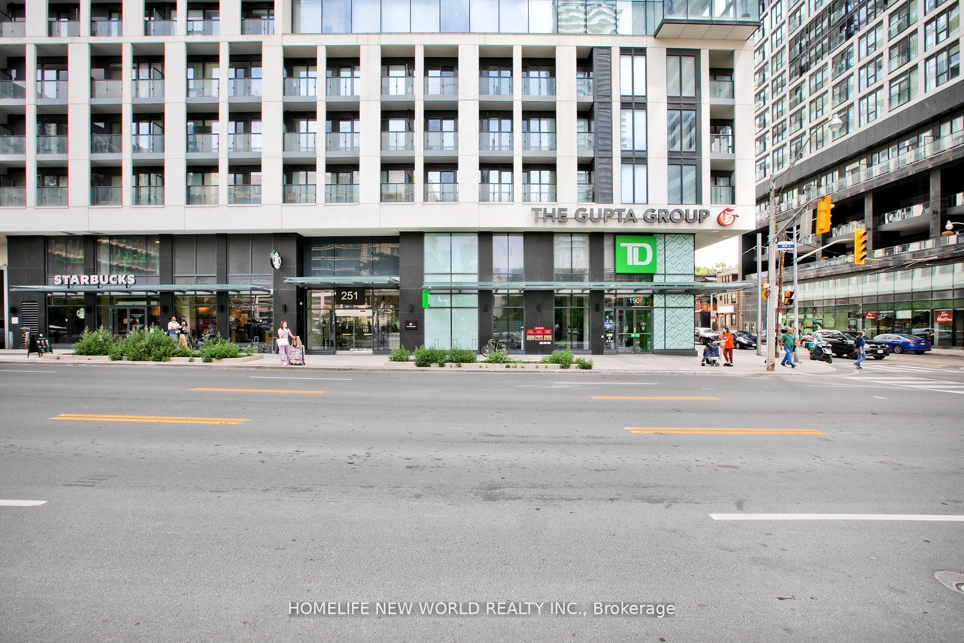251 Jarvis Street 1117, Toronto, ON M5B 2C2 photo 2