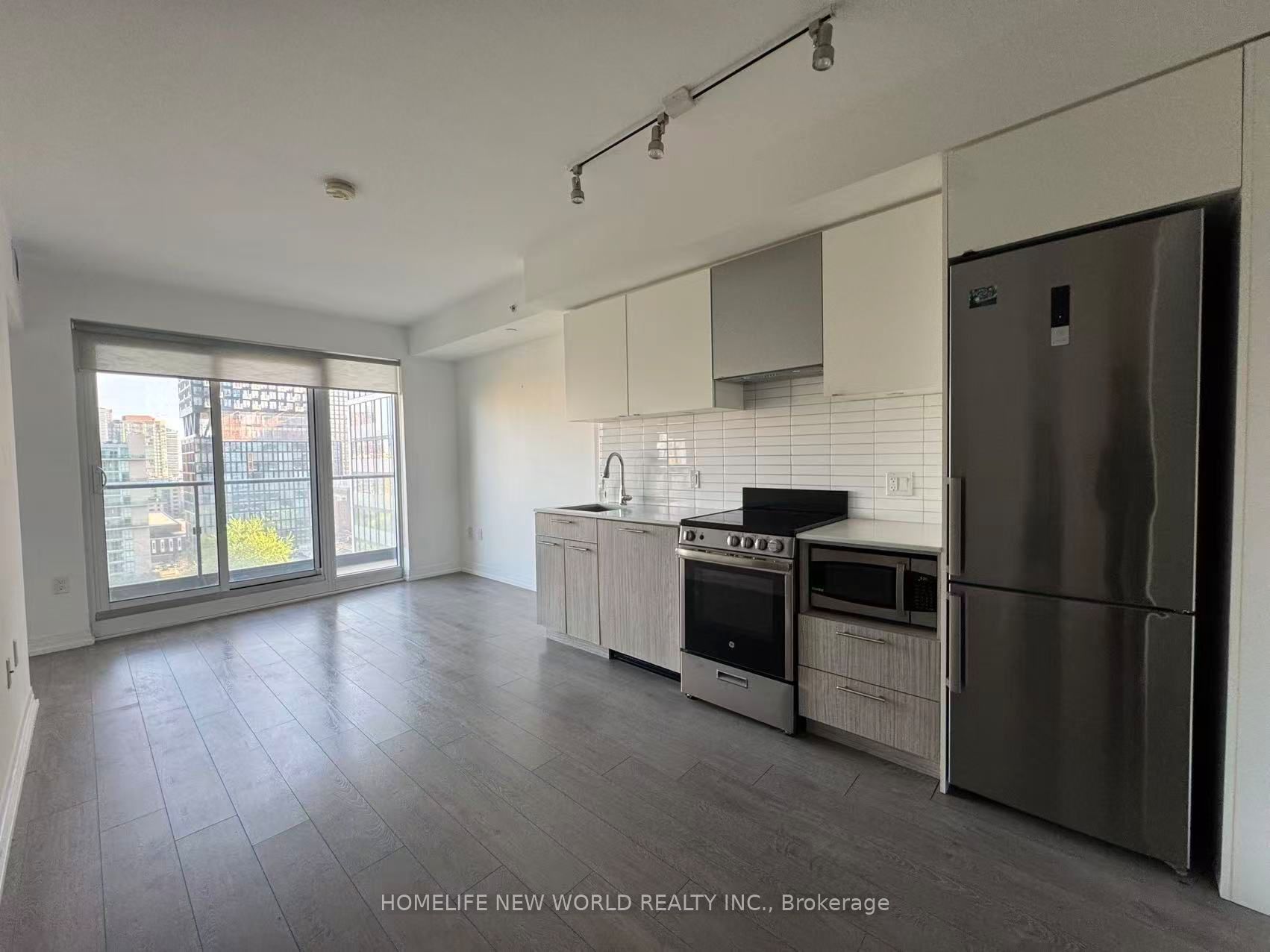 251 Jarvis Street 1117, Toronto, ON M5B 2C2 photo 4