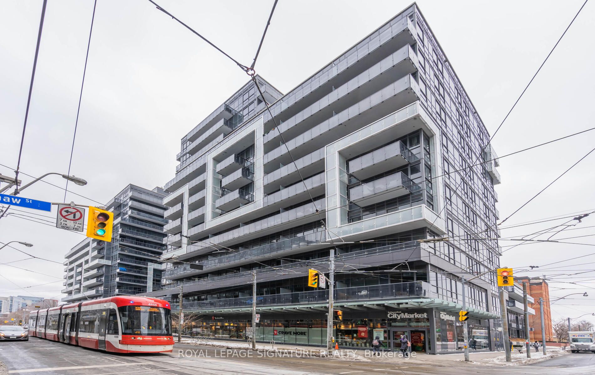 1030 King Street W 456, Toronto, ON M6K 0B4