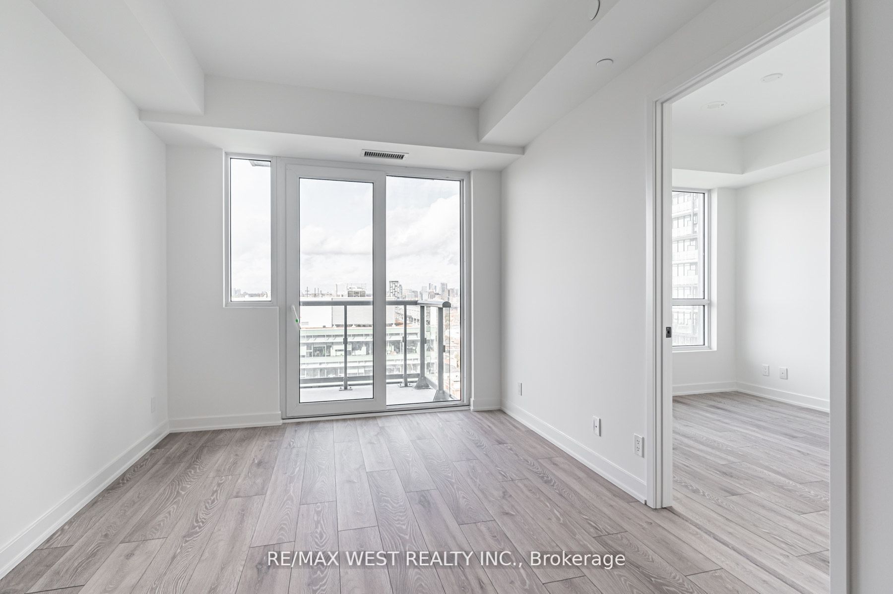 108 Peter Street 2601, Toronto, ON M5V 2G7 photo 2