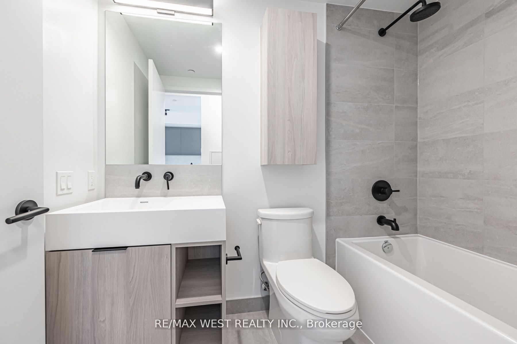 108 Peter Street 2601, Toronto, ON M5V 2G7 photo 4