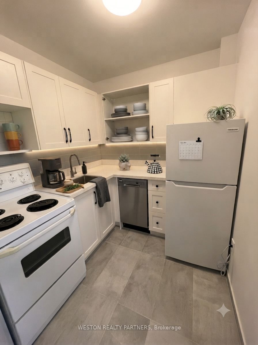88 Wellesley Street E 304, Toronto, ON M4Y 1H4 photo 2