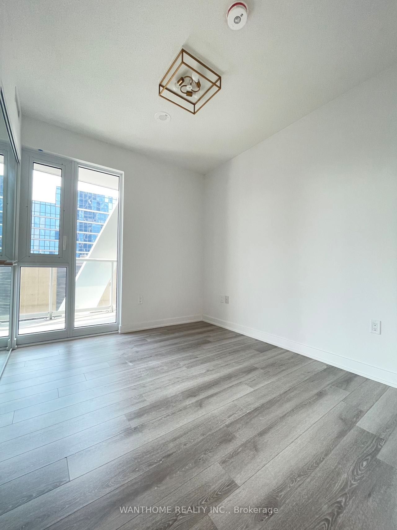 230 Simcoe Street 1730, Toronto, ON M5T 1T4 photo 5