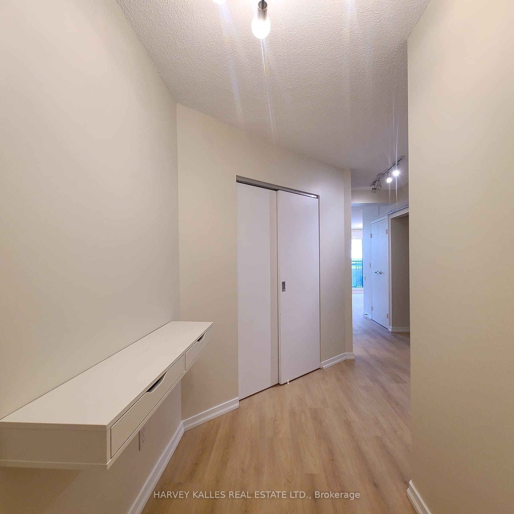 75 Dalhousie Street 504, Toronto, ON M5B 2R9 photo 3