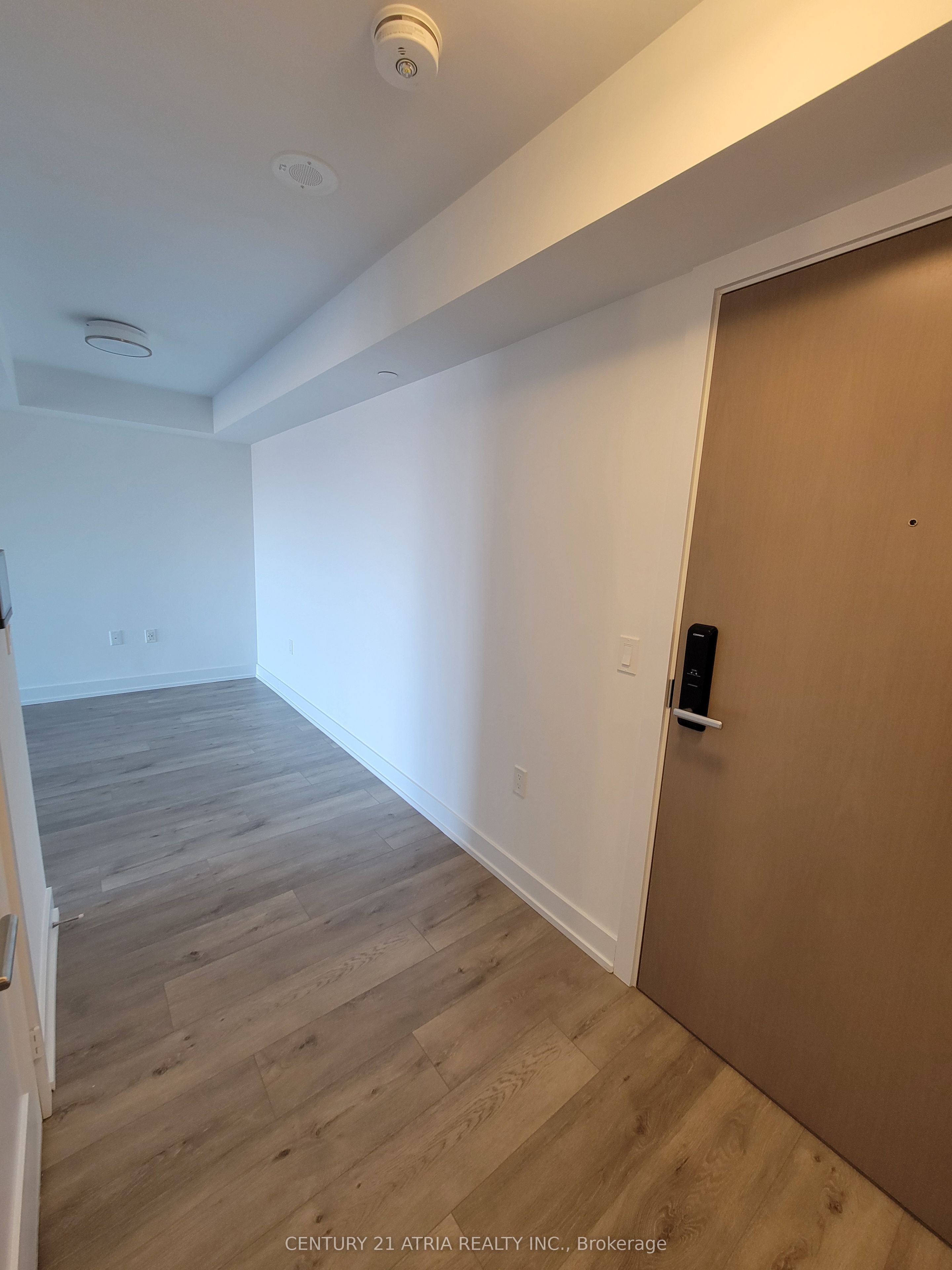 585 Bloor Street E 2224, Toronto, ON M4W 0B3 photo 4