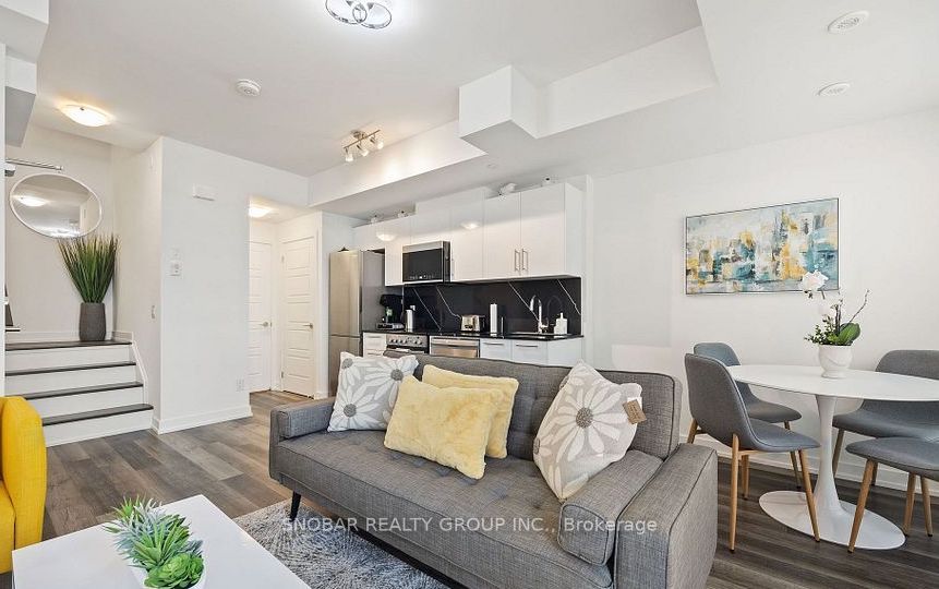 861 Sheppard Avenue W 49, Toronto, ON M3H 2S9 photo 5