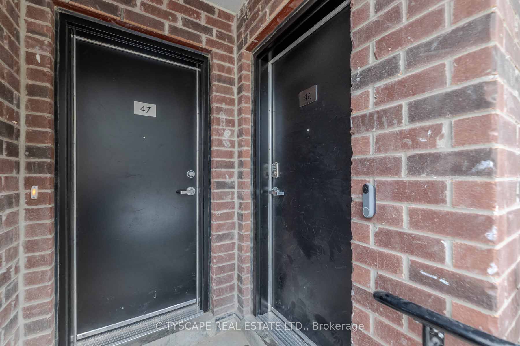 871 Sheppard Avenue W 46, Toronto, ON M3H 0E8
