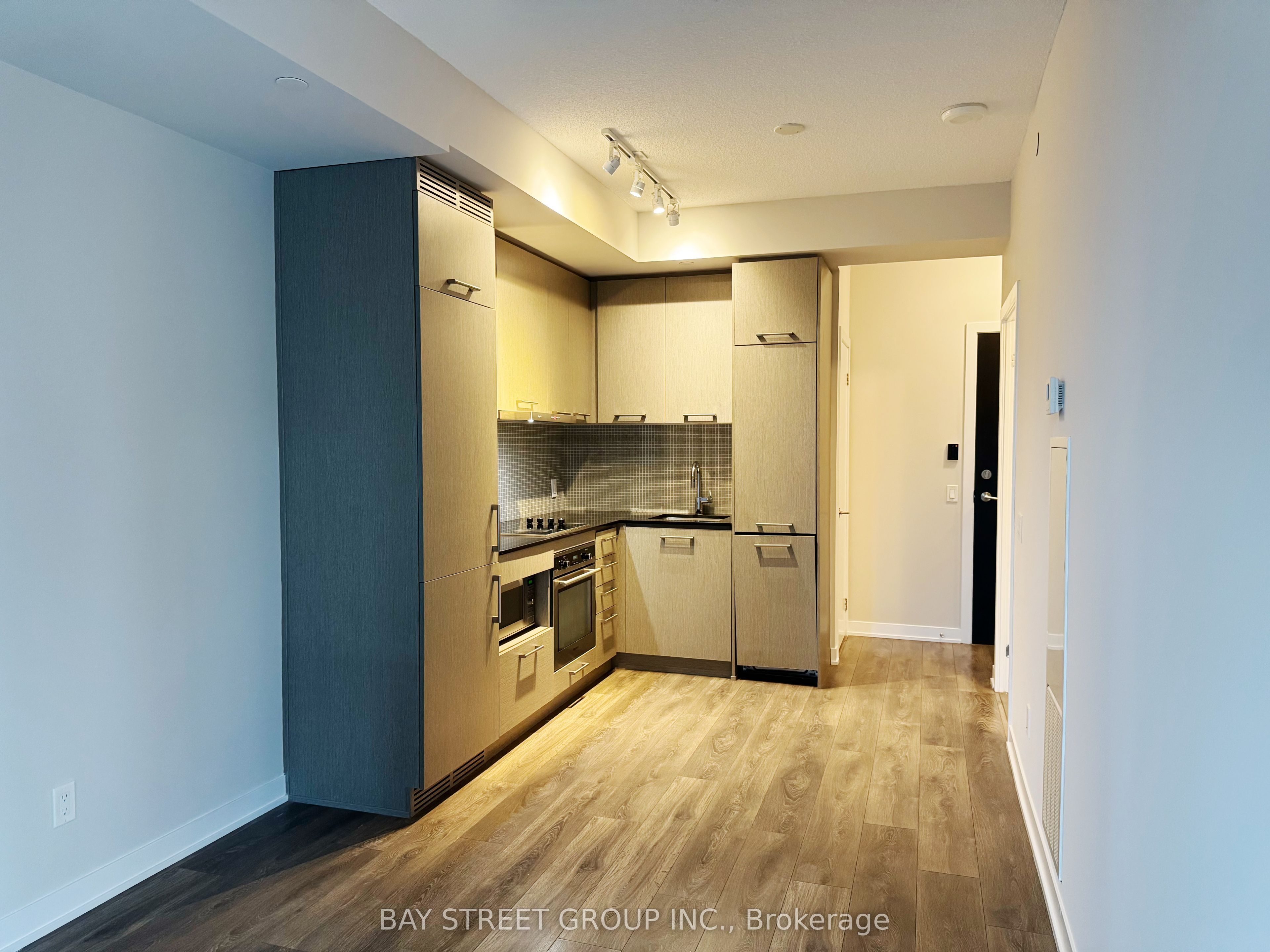 87 Peter Street 2501, Toronto, ON M5V 0P1 photo 3