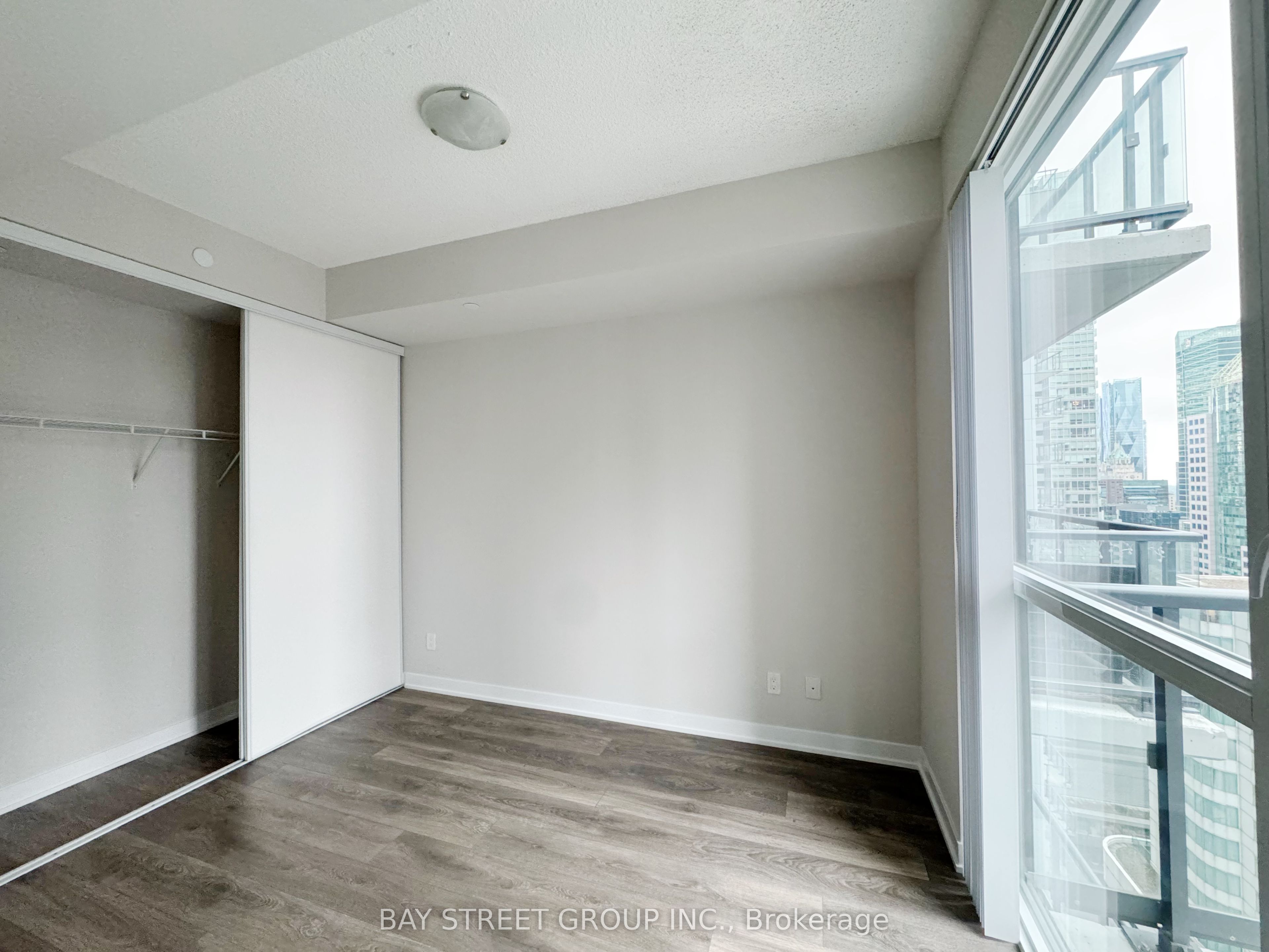 87 Peter Street 2501, Toronto, ON M5V 0P1 photo 5