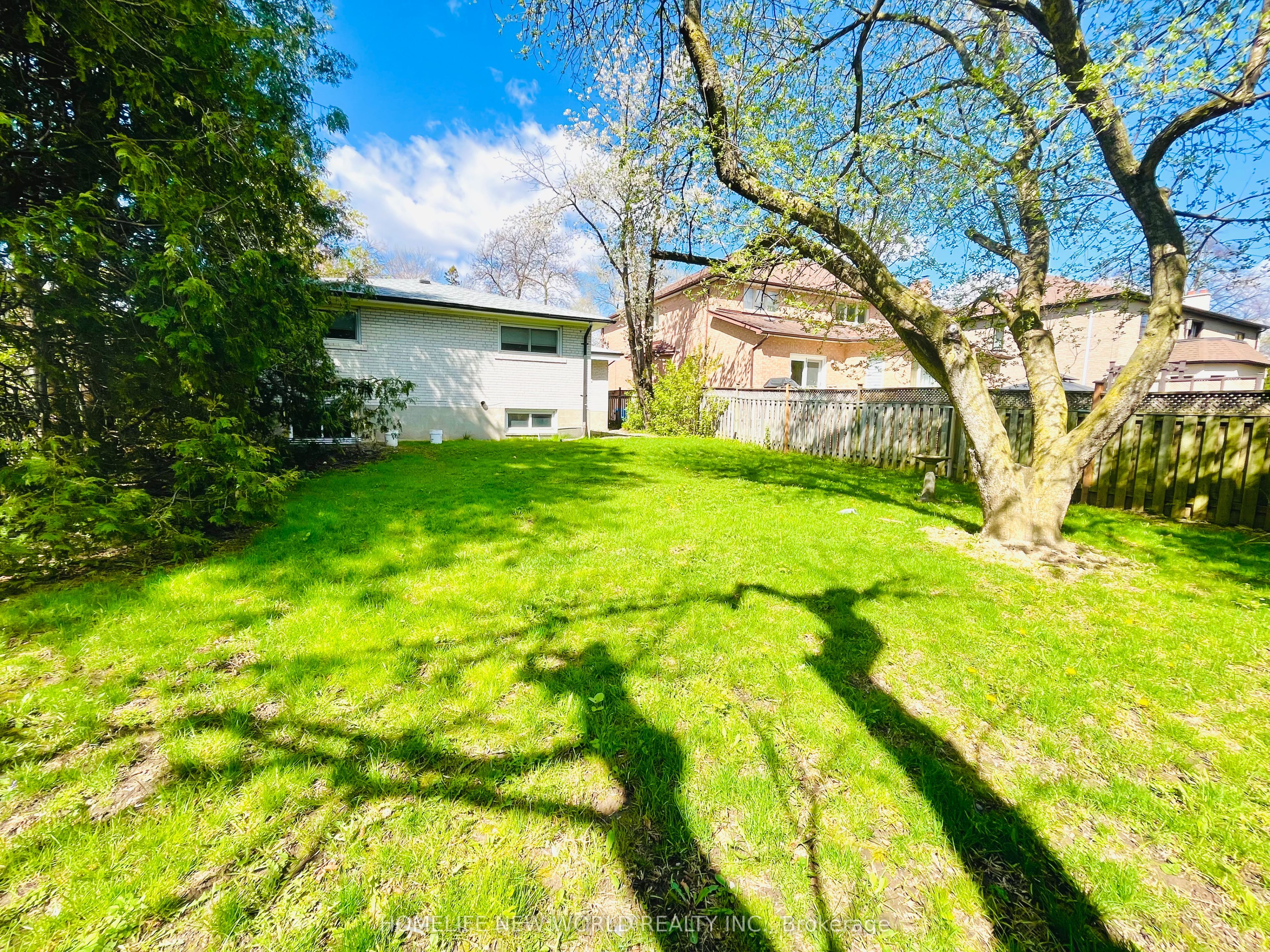 127 Highgate Avenue BSMT, Toronto, ON M2N 5G5 photo 5