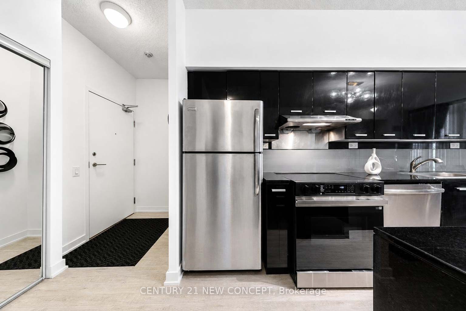 29 Singer Court 3109, Toronto, ON M2K 0B3 photo 4