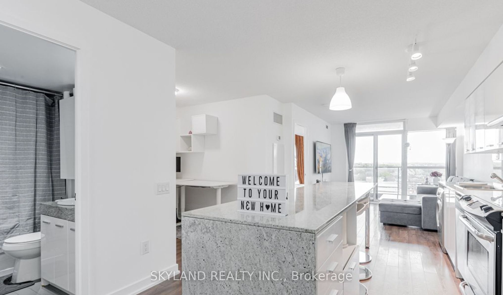 29 Singer Court 1208, Toronto, ON M2K 0B3