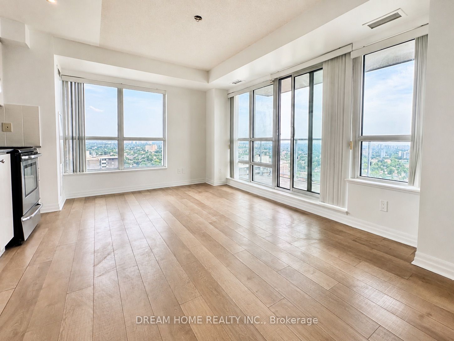 2015 Sheppard Avenue E 2608, Toronto, ON M2J 0B3 photo 3