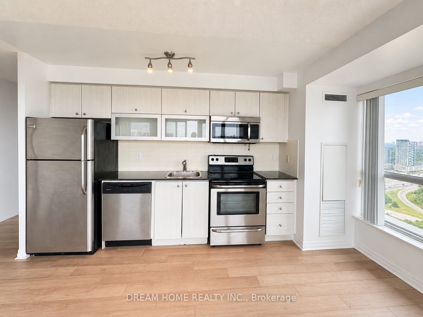 2015 Sheppard Avenue E 2608, Toronto, ON M2J 0B3 photo 4