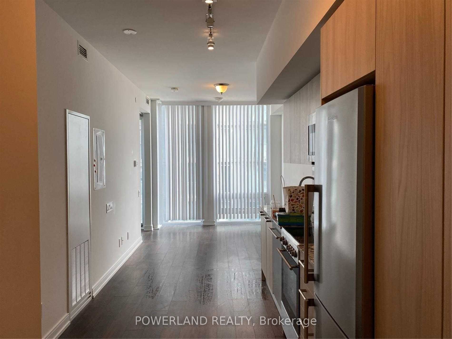 28 Wellesley Street E 2305, Toronto, ON M4Y 1G3