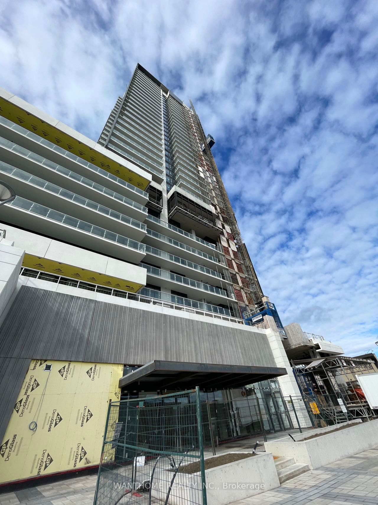 50 O'Neill Road 620, Toronto, ON M3C 0R1