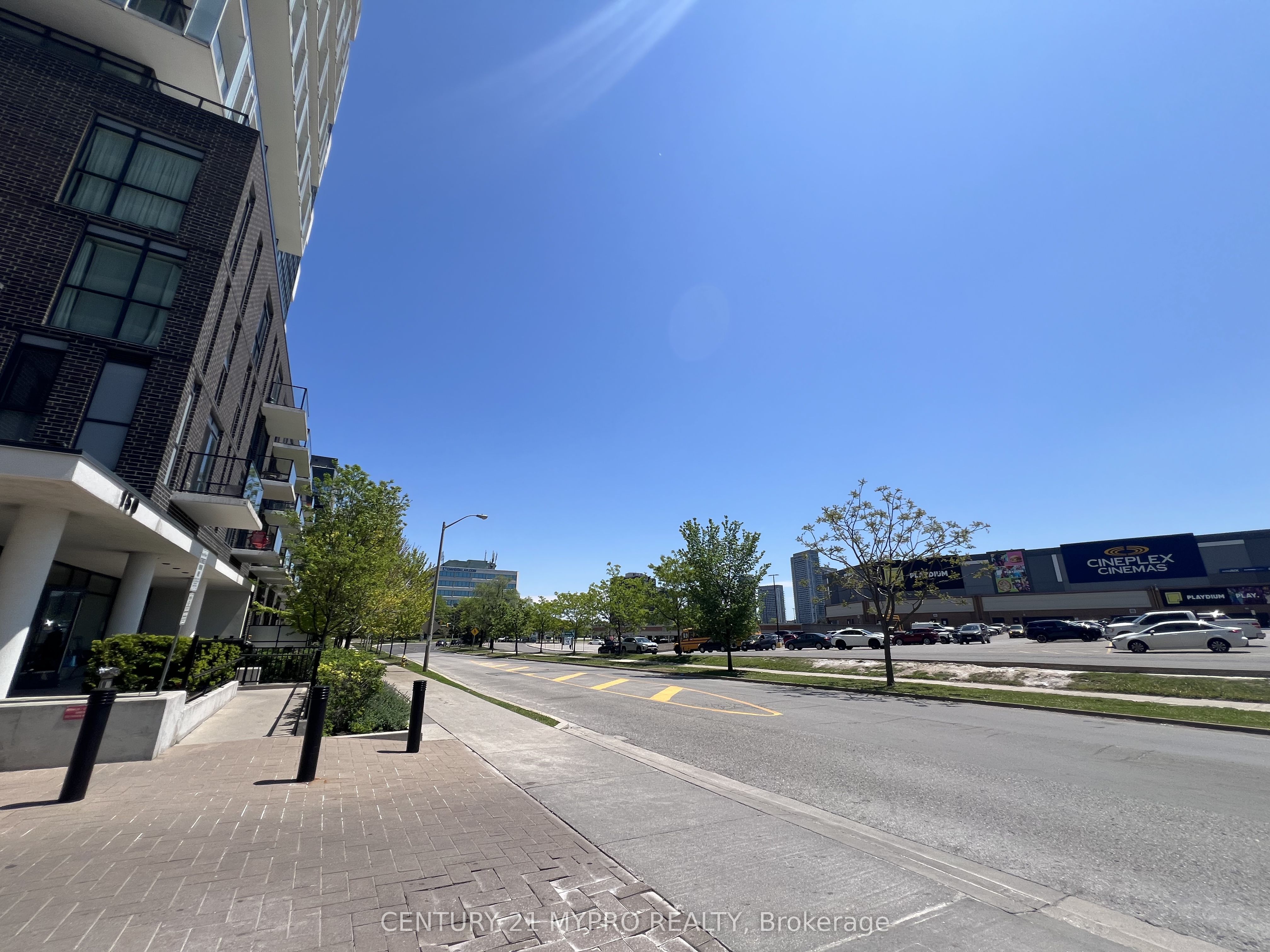 150 Fairview Mall Drive 802, Toronto, ON M2J 0E7 photo 5