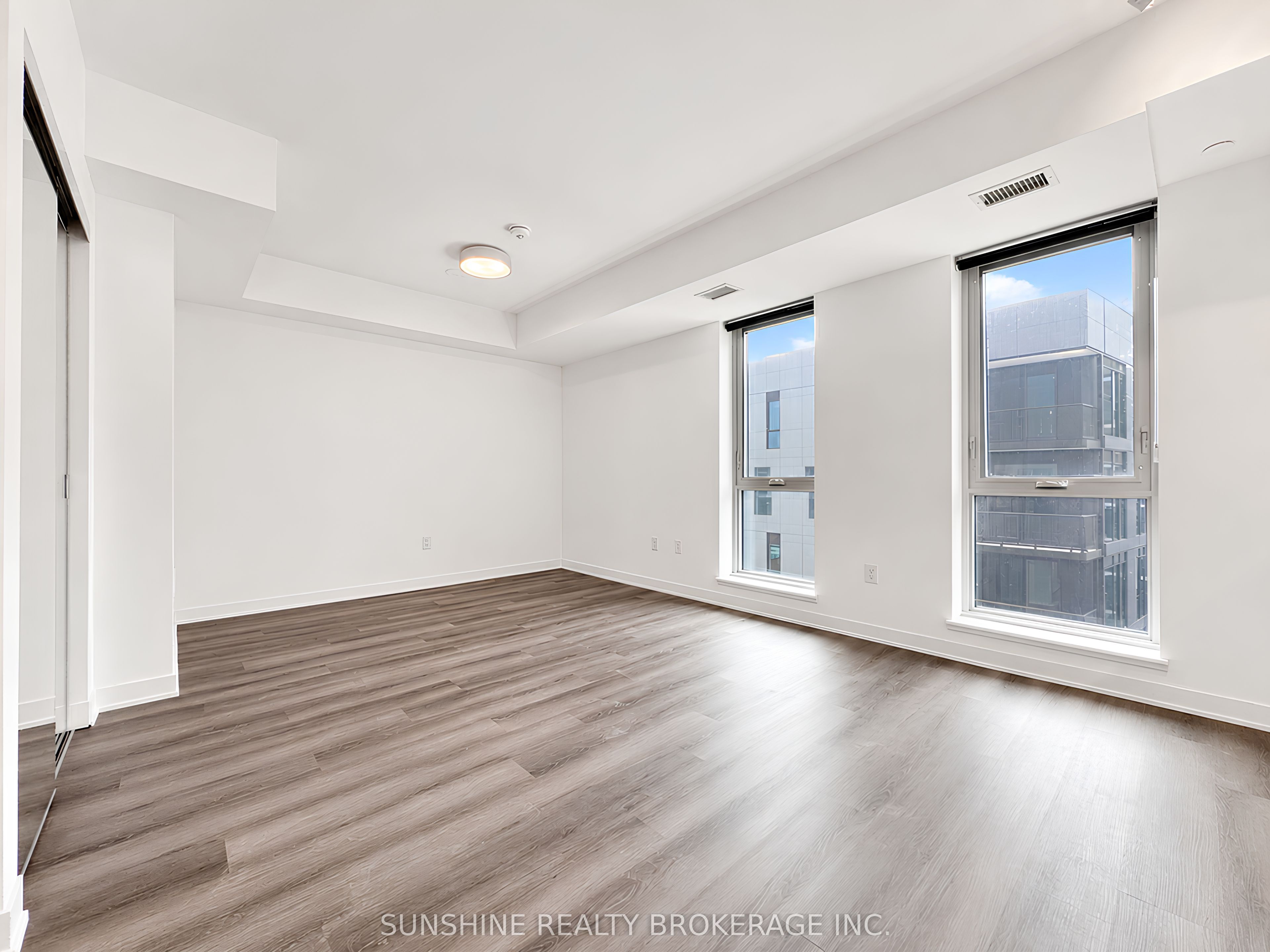 10 Oak Street 609, Toronto, ON M5A 0Z1 photo 5