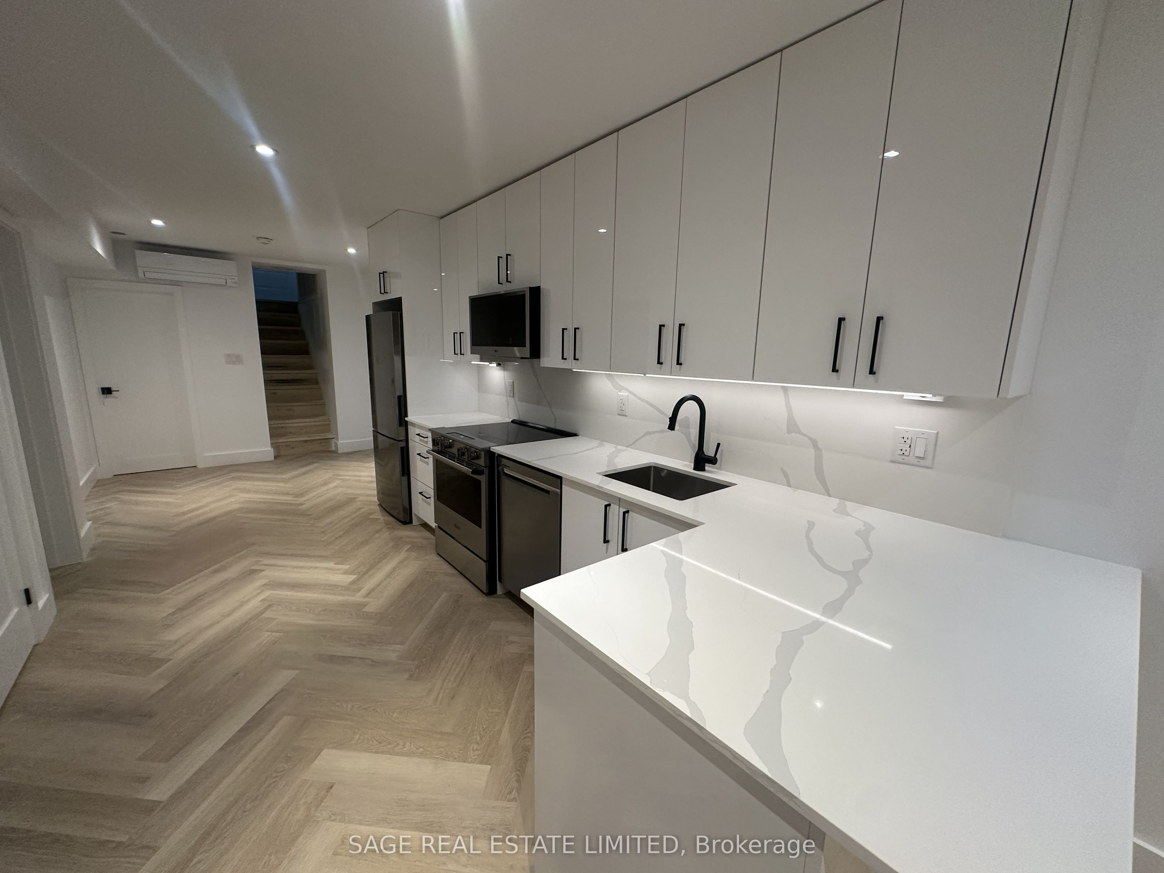 328 Rusholme Road lower, Toronto, ON M6H 2Z5 photo 5