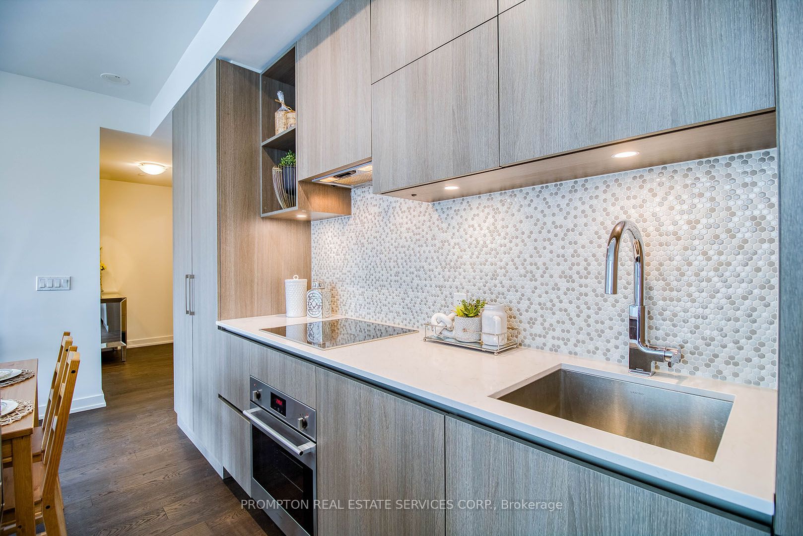 1 Yorkville Avenue 2602, Toronto, ON M4W 1L1 photo 3