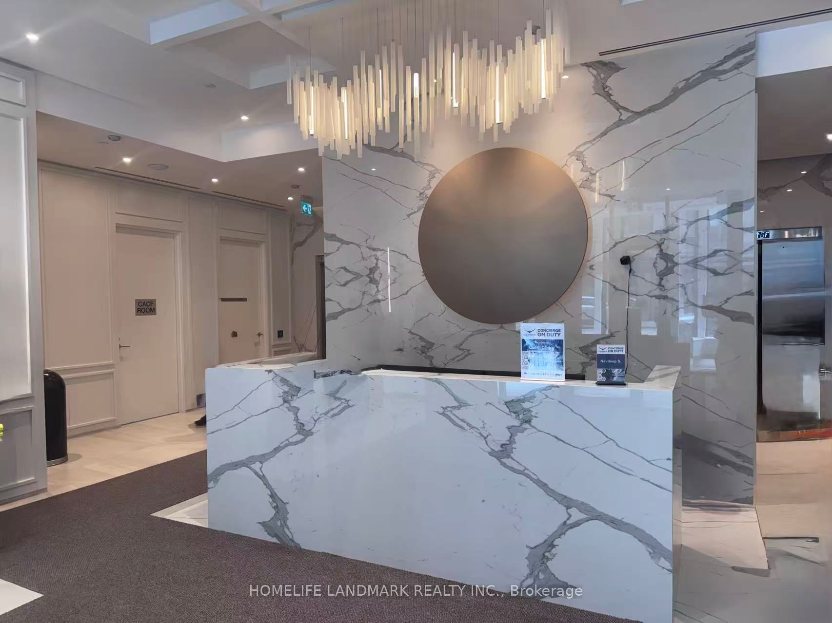 100 Queen Street 3211, Toronto, ON M5C 0B5 photo 2
