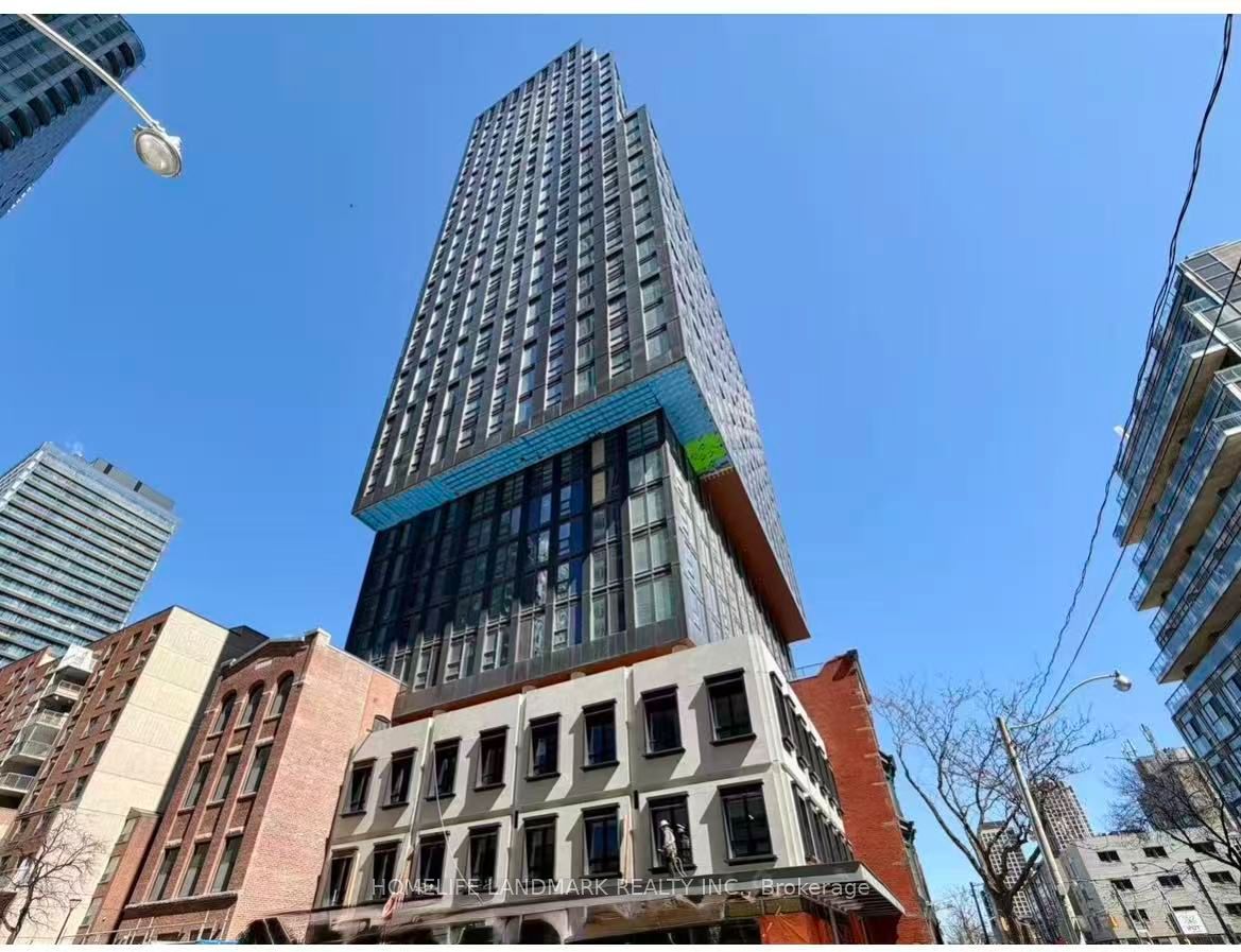100 Queen Street 3211, Toronto, ON M5C 0B5 photo 3