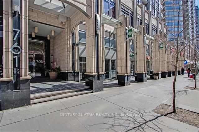 761 Bay Street 1007, Toronto, ON M5G 2R2 photo 2
