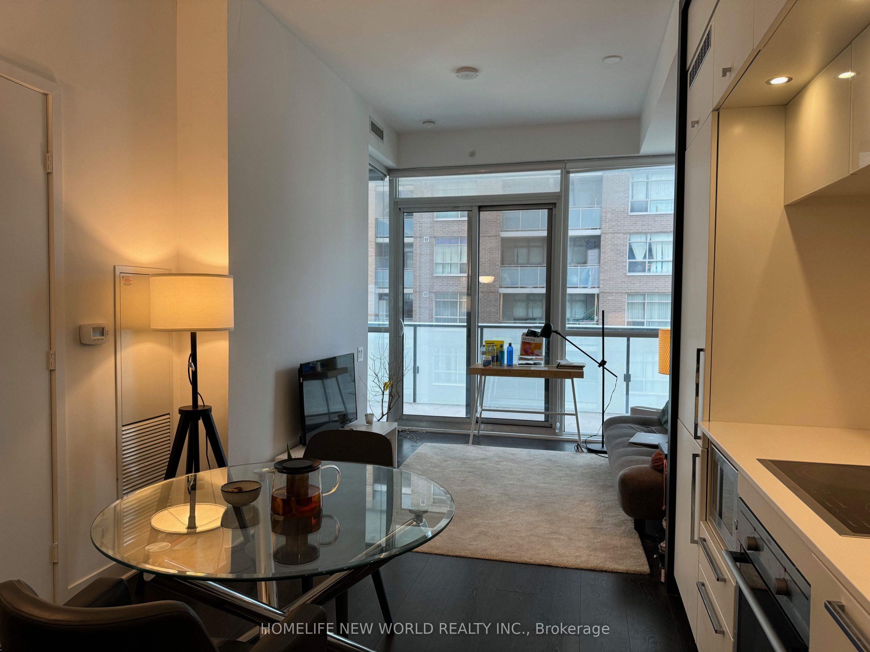 15 Grenville Street 408, Toronto, ON M4Y 0B9 photo 4