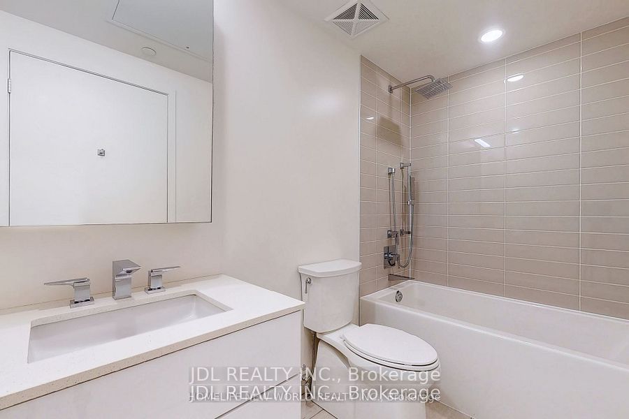 25 Richmond Street E 408, Toronto, ON M5C 0A6 photo 4