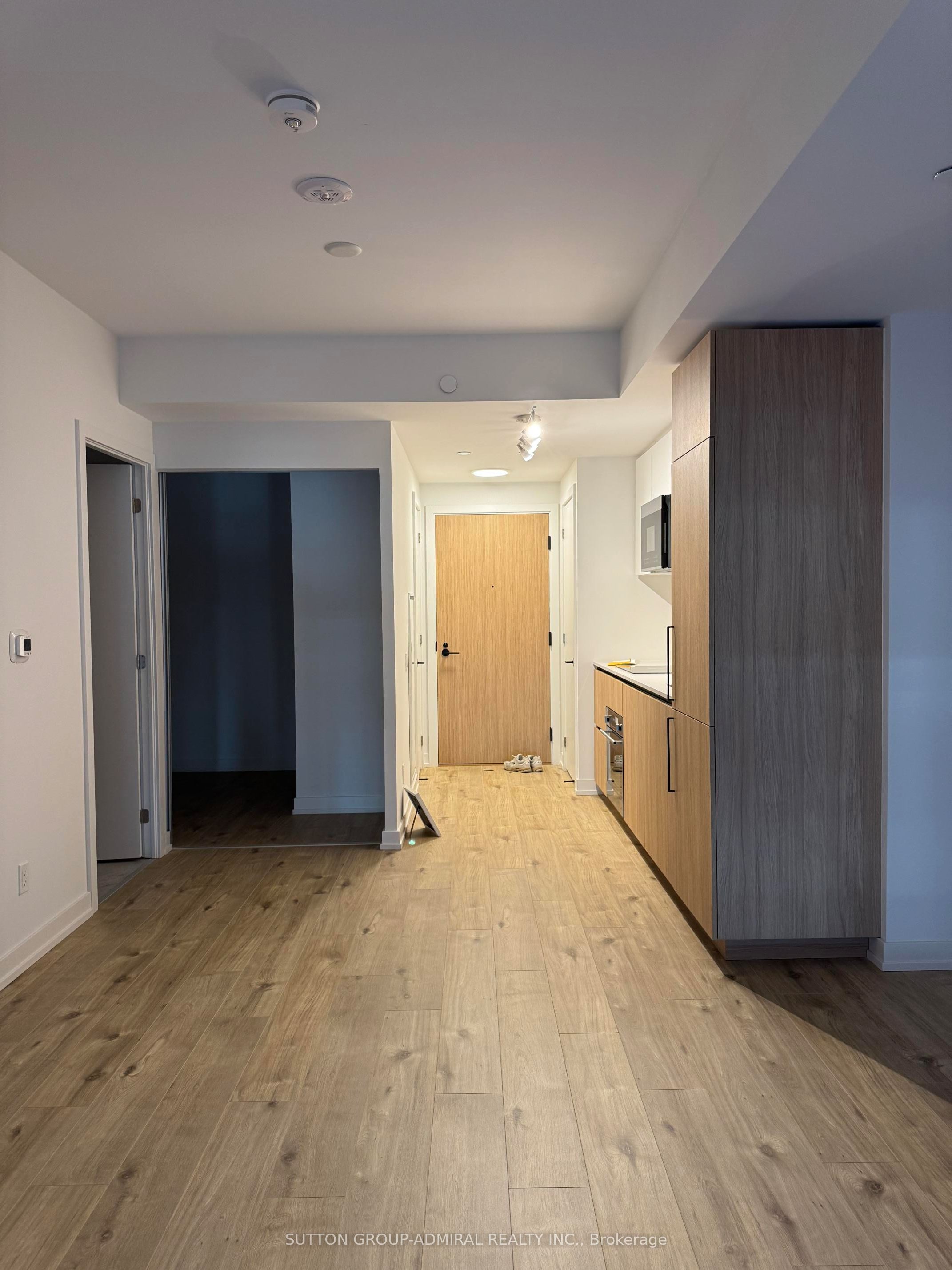 35 Parliament Street 412, Toronto, ON M5A 2Y2 photo 4