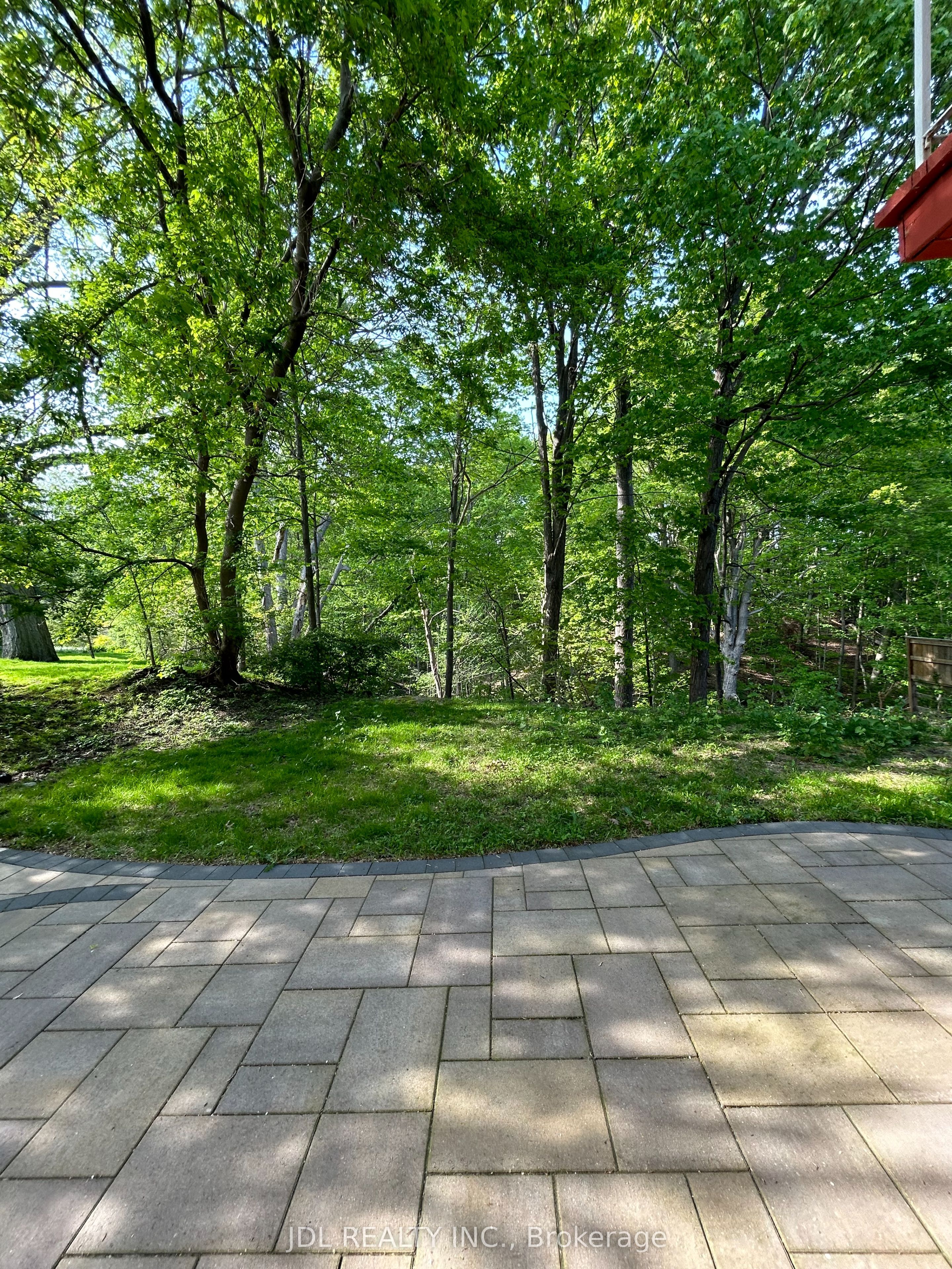 62 Banstock Dr Drive Suite A, Toronto, ON M2K 2H6
