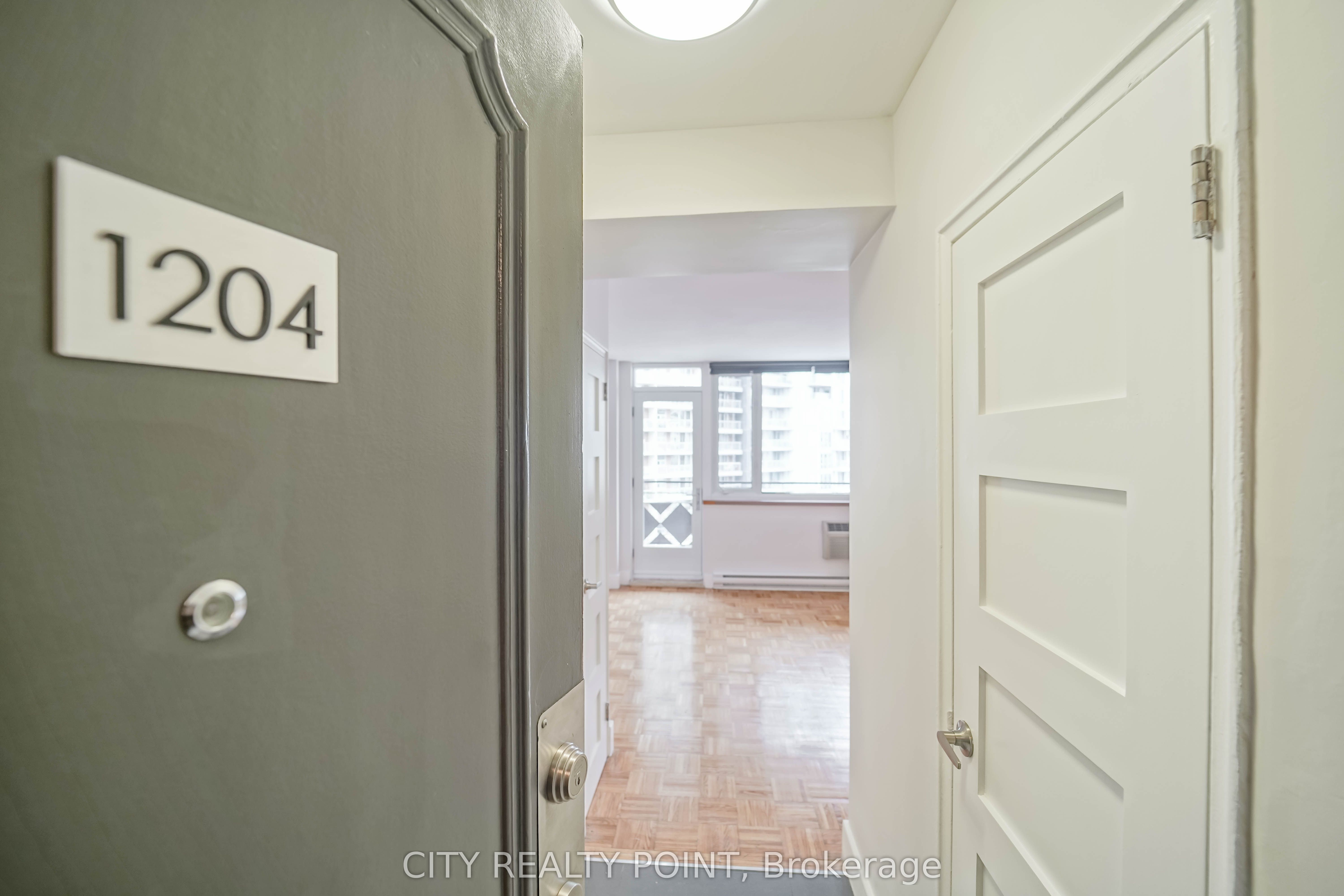 55 Isabella Street 502, Toronto, ON M4Y 1M8 photo 3