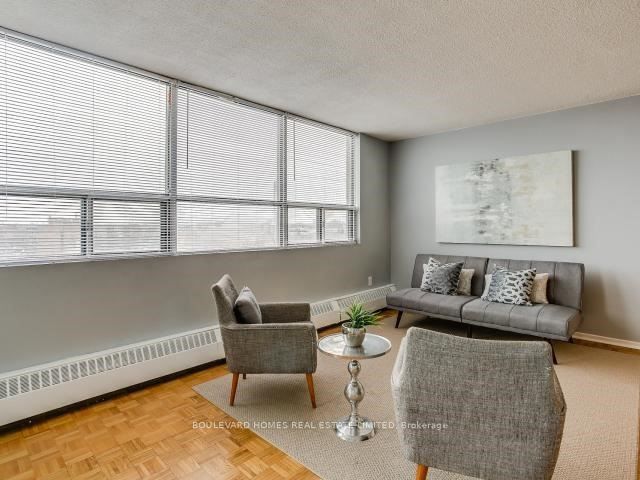 25 Sunrise Avenue 1501, Toronto, ON M4A 2S2 photo 5