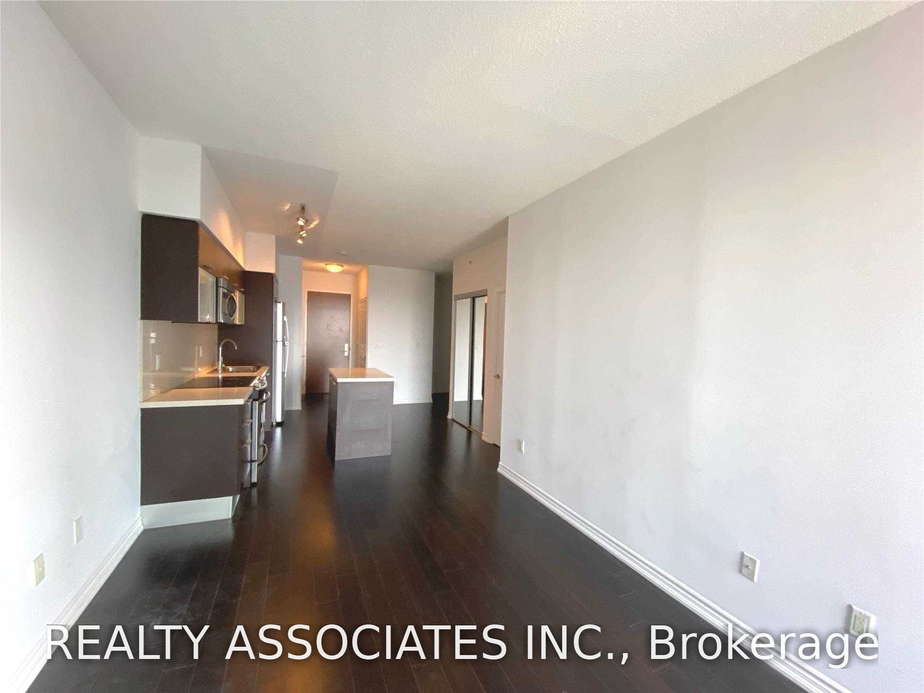 386 Yonge Street 2813, Toronto, ON M5B 0A5 photo 5