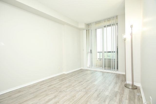 8 Hillcrest Avenue 509, Toronto, ON M2N 6Y6 photo 5