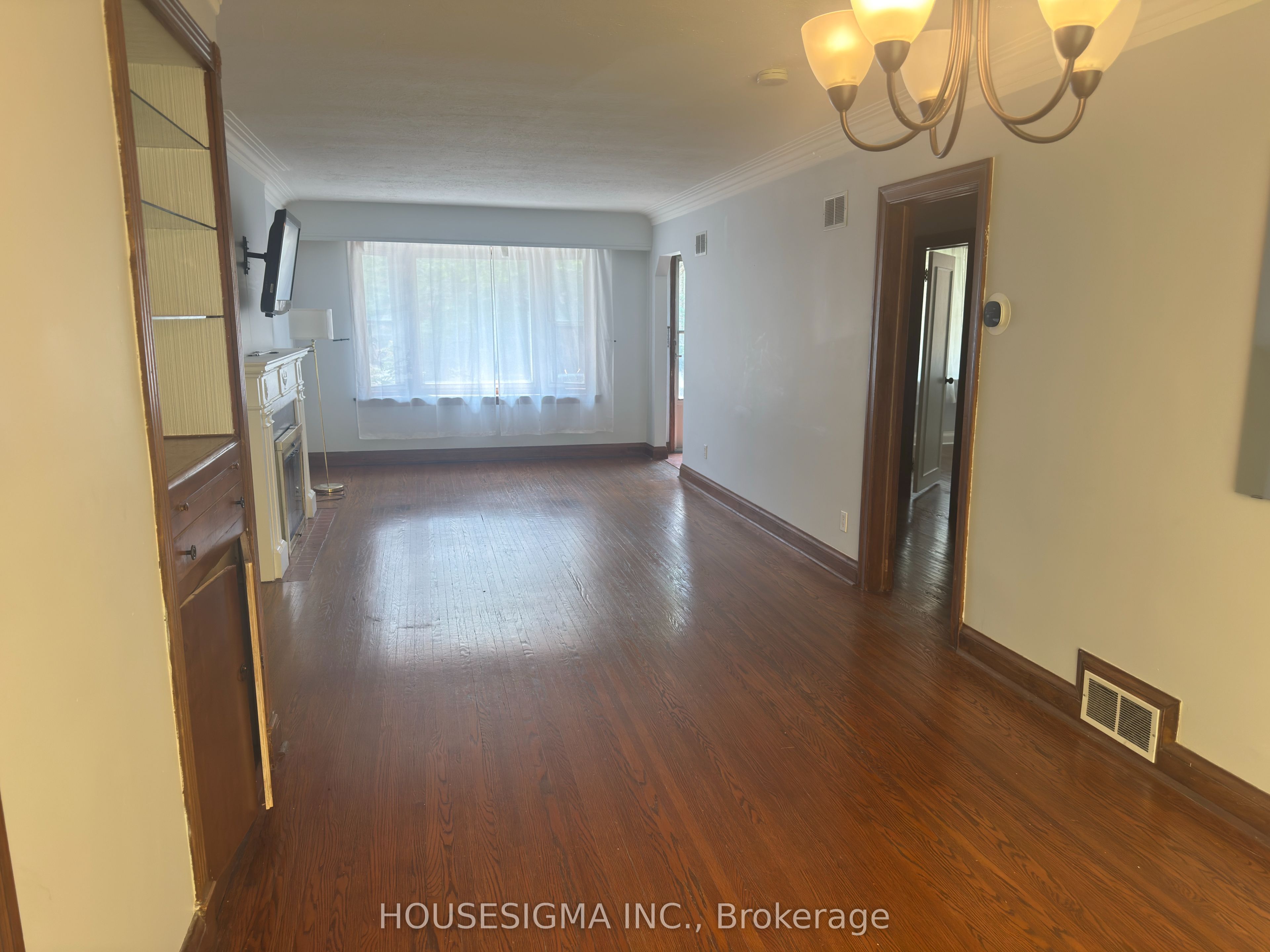 206 Burnett Avenue Main, Toronto, ON M2N 1V8 photo 5
