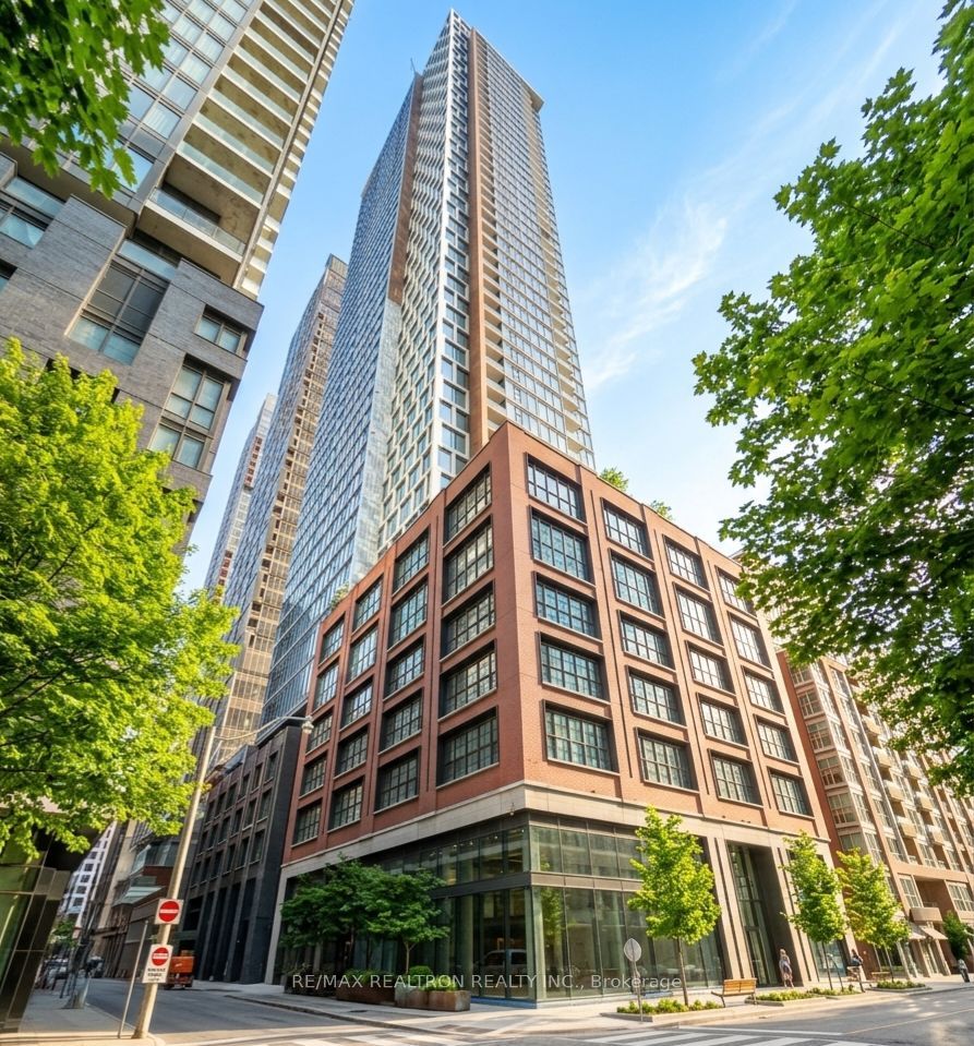 55 Mercer Street 1212, Toronto, ON M5V 3W2 photo 2