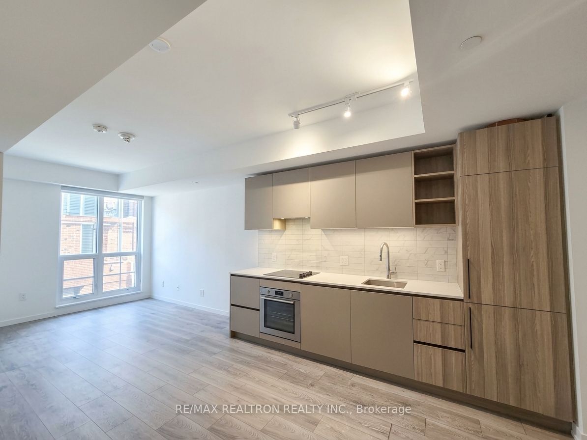 55 Mercer Street 1212, Toronto, ON M5V 3W2 photo 4