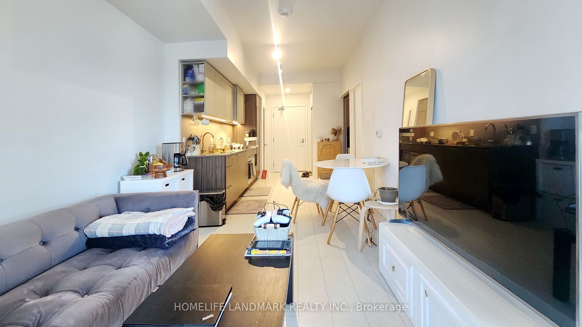 19 Western Battery Road 703, Toronto, ON M6K 0E3
